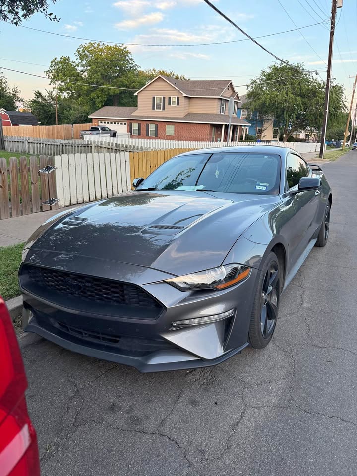2022 Ford Mustang